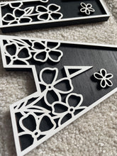 Load image into Gallery viewer, Floral Letters