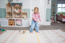 Load image into Gallery viewer, Pull along puppy