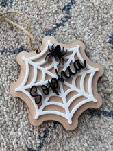 Load image into Gallery viewer, Personalised Web Halloween Tag
