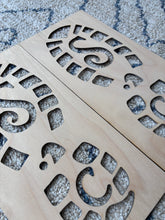 Load image into Gallery viewer, Santa’s Footprint Stencil

