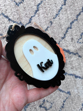 Load image into Gallery viewer, Personalised Halloween Ghost Frame Tag
