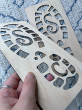 Load image into Gallery viewer, Santa’s Footprint Stencil
