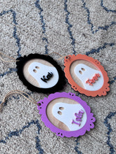 Load image into Gallery viewer, Personalised Halloween Ghost Frame Tag
