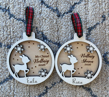 Load image into Gallery viewer, Mo Chéad Nollaig/Nollaig Shona| Personalised Decoration
