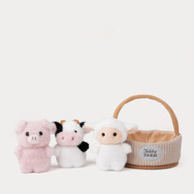 Load image into Gallery viewer, Teddy Basket with 3 animals
